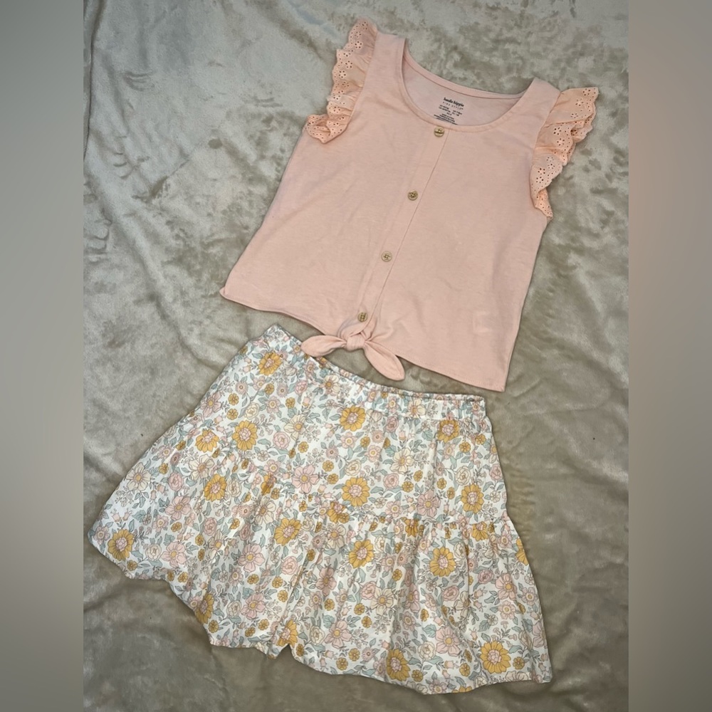 Super cute spring outfit.  Girls tank top with tiered skirt size M (7/8)